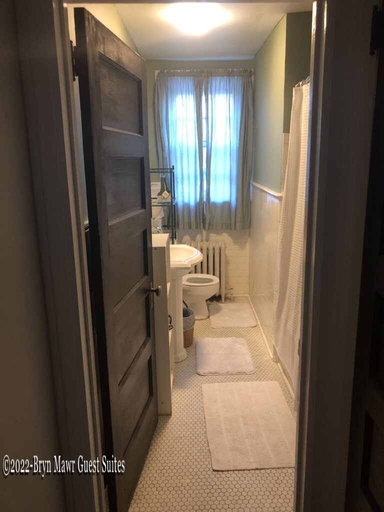 Suite A Bathroom